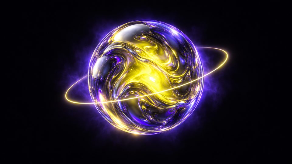 Render abstracto de una esfera de vidrio iridiscente con luz amarilla y violeta y un anillo orbital